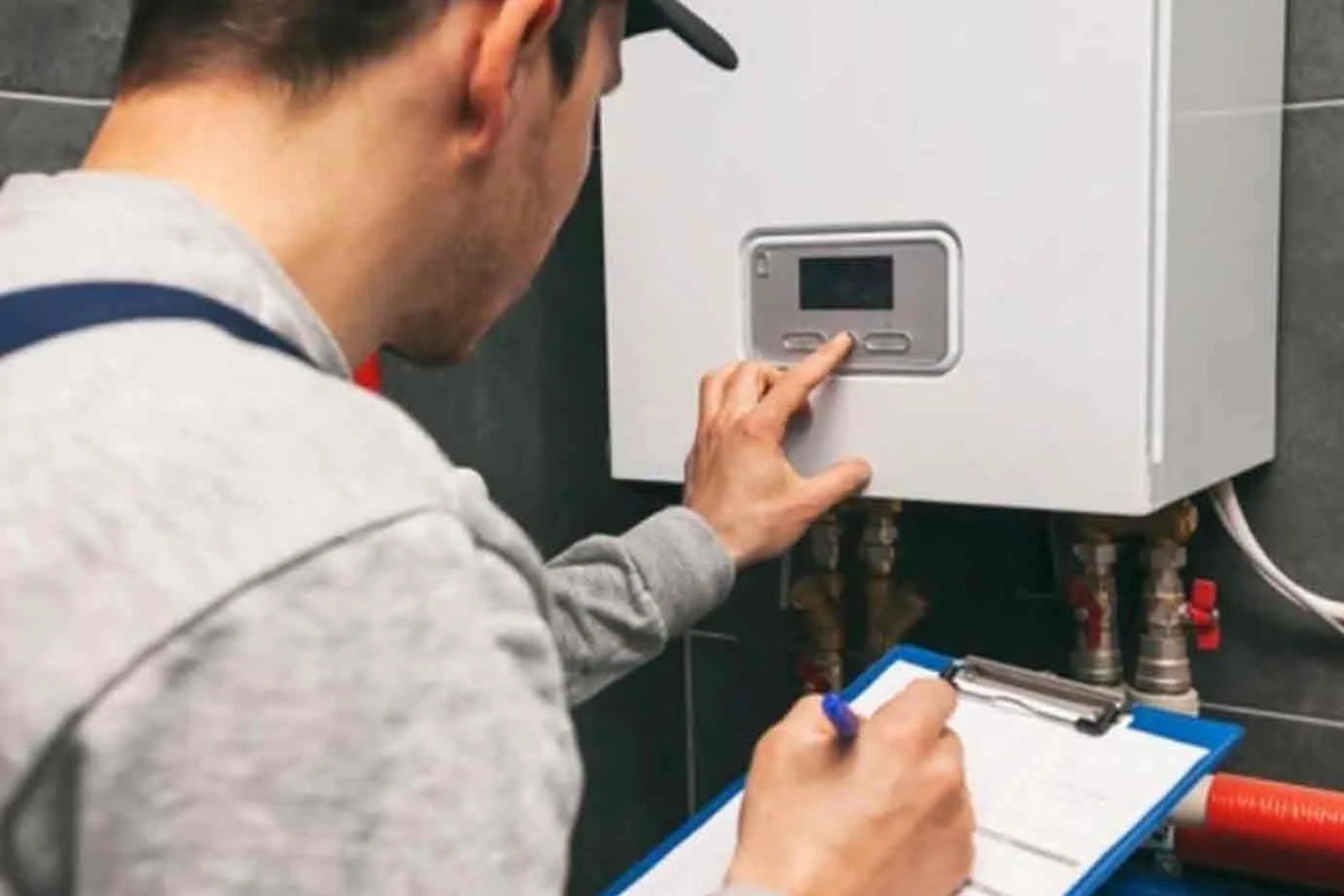 Technician repairing appliance in Dubai – Super Fix Appliances Dubai